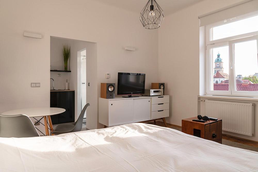 Modern Studio In The Heart Of The City Maribor Luaran gambar